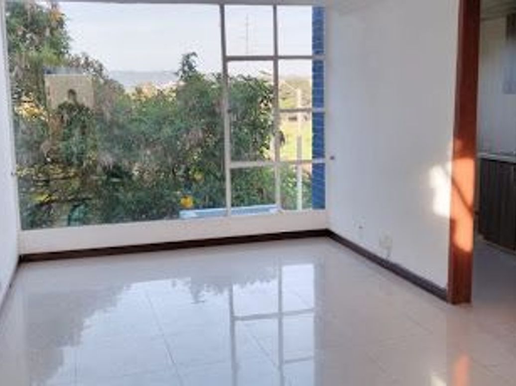 Apartamento de 3 alcobas en venta en El Cortijo, Bogotá, 65 m² · foto 3 de 19