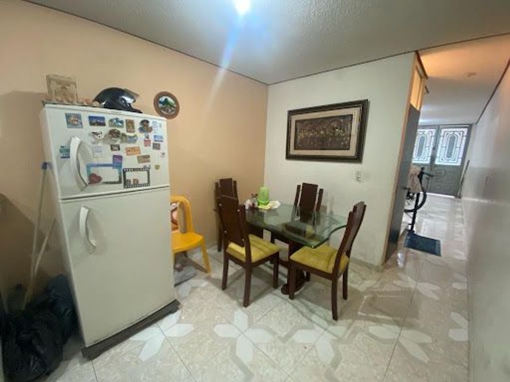Casa de 3 alcobas en venta en Engativa Centro, Bogotá, 108 m² · foto 9 de 20
