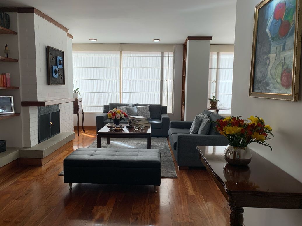 Apartamento de 3 alcobas en venta en Chico Norte Et. Iii, Bogotá, 108 m² · foto 2 de 18