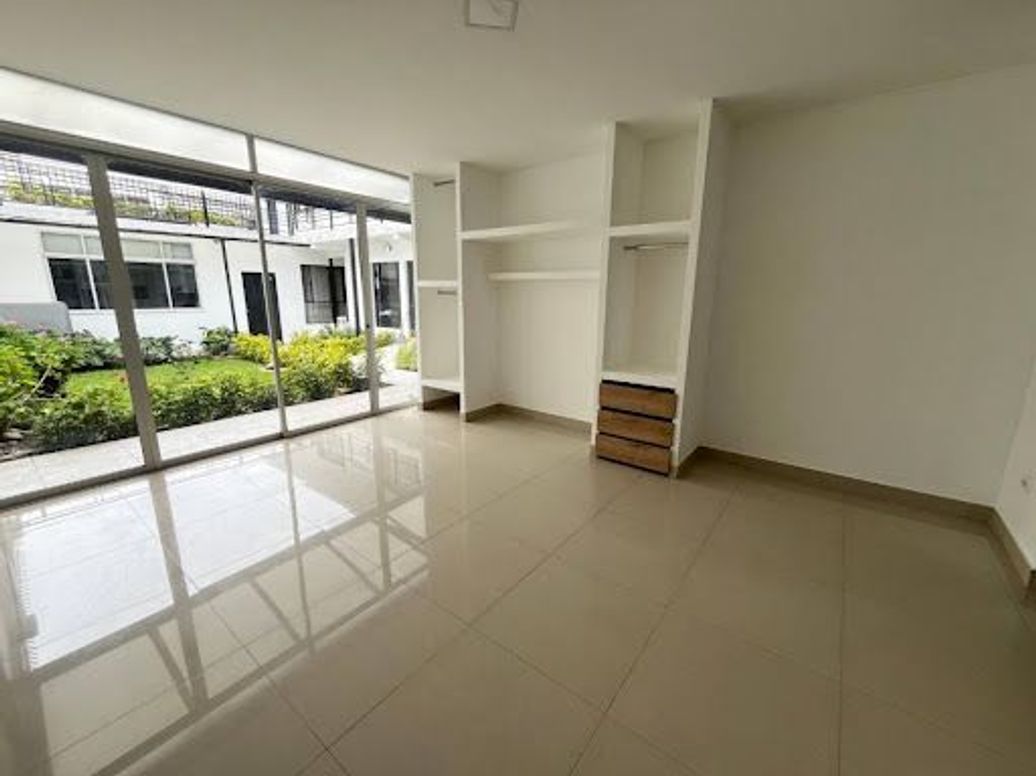 Apartaestudio en arriendo en Galerías, Bogotá, 24 m² · foto 3 de 14