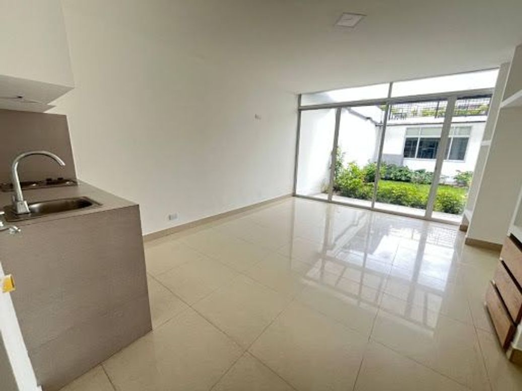 Apartaestudio en arriendo en Galerías, Bogotá, 24 m² · foto 2 de 14