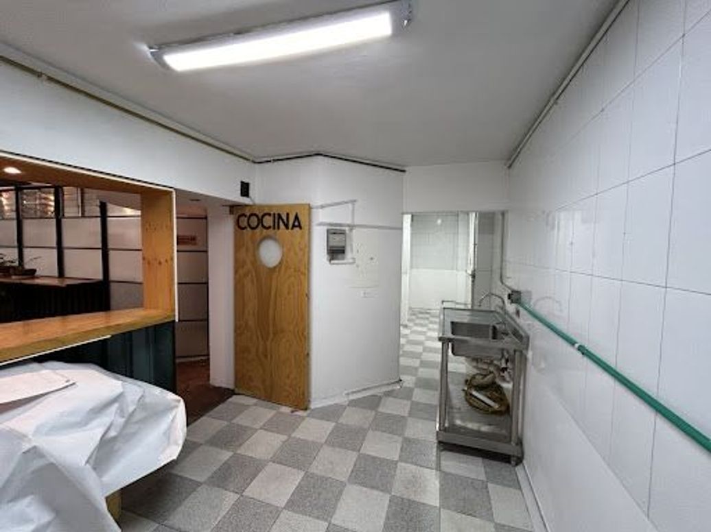 Casa de 5 alcobas en venta en Las Aguas, Bogotá, 350 m² · foto 7 de 20