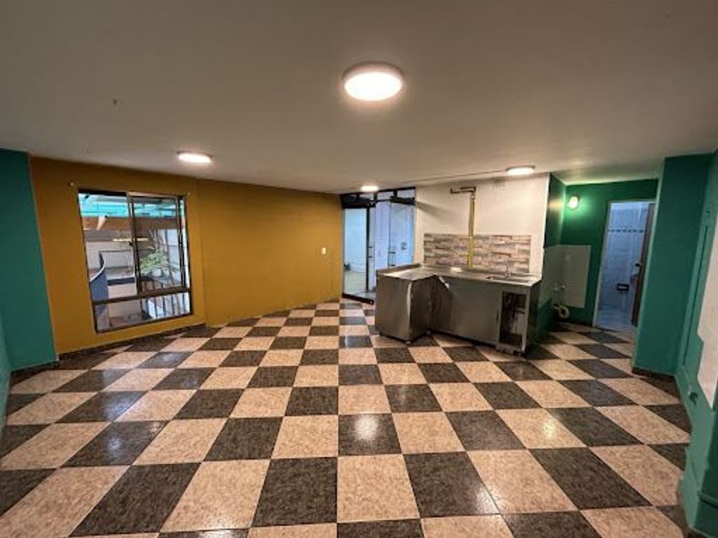 Casa de 5 alcobas en venta en Las Aguas, Bogotá, 350 m² · foto 13 de 20