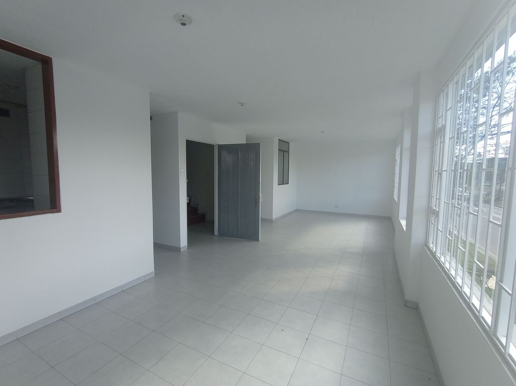 Apartamento de 2 alcobas en arriendo en Las Américas, Bogotá, 75 m² · foto 8 de 15