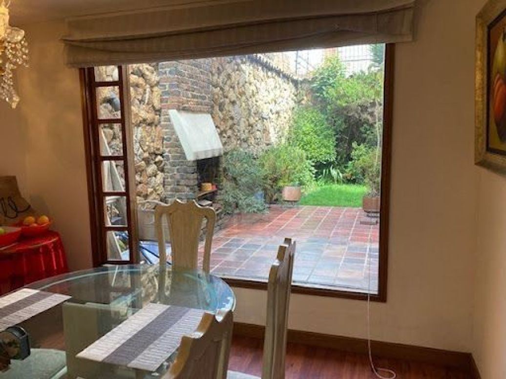 Casa de 4 alcobas en venta en Santa Barbara, Bogotá, 318 m² · foto 7 de 17