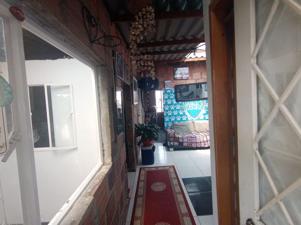 Casa de 6 alcobas en venta en Bosa Nova, Bogotá, 72 m² · foto 12 de 14