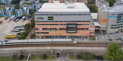 Este lugar esta disenado para potenciar tus suenos, encuentra tu local ideal en la zona de mayor desarrollo y valorizacion de bello, Niquia, ademas de tener una gran densidad poblacional en el sector la zona cuenta con vias de acceso, gran oferta de transporte publico, contacta nuestros asesores.