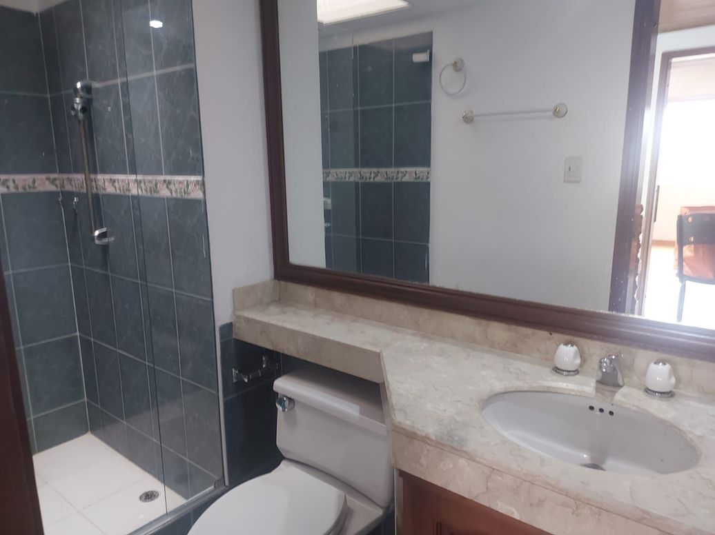 Casa en arriendo en Los Cedritos, Bogotá · foto 11 de 14