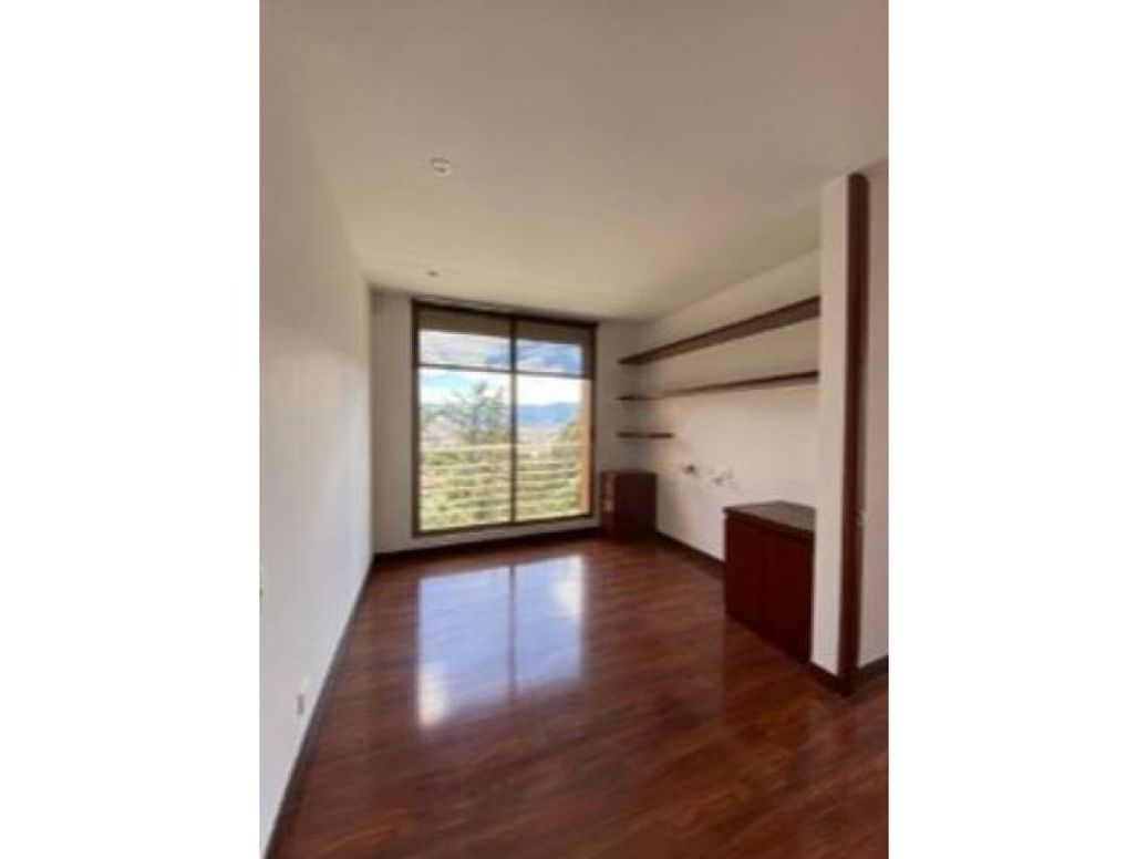 Apartamento de 3 alcobas en venta en Suba Naranjos, Bogotá, 192 m² · foto 7 de 9