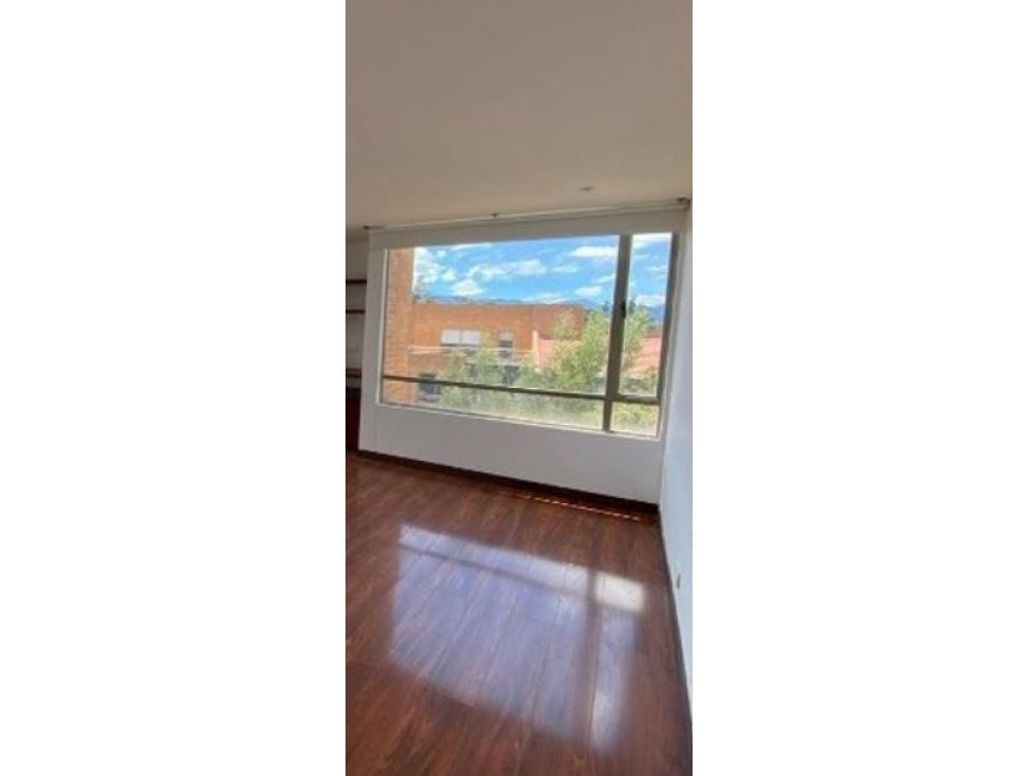 Apartamento de 3 alcobas en venta en Suba Naranjos, Bogotá, 192 m² · foto 3 de 9