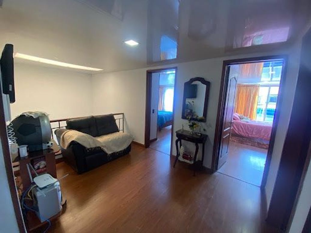 Casa de 5 alcobas en venta en Modelia Occidental, Bogotá, 370 m² · foto 19 de 20