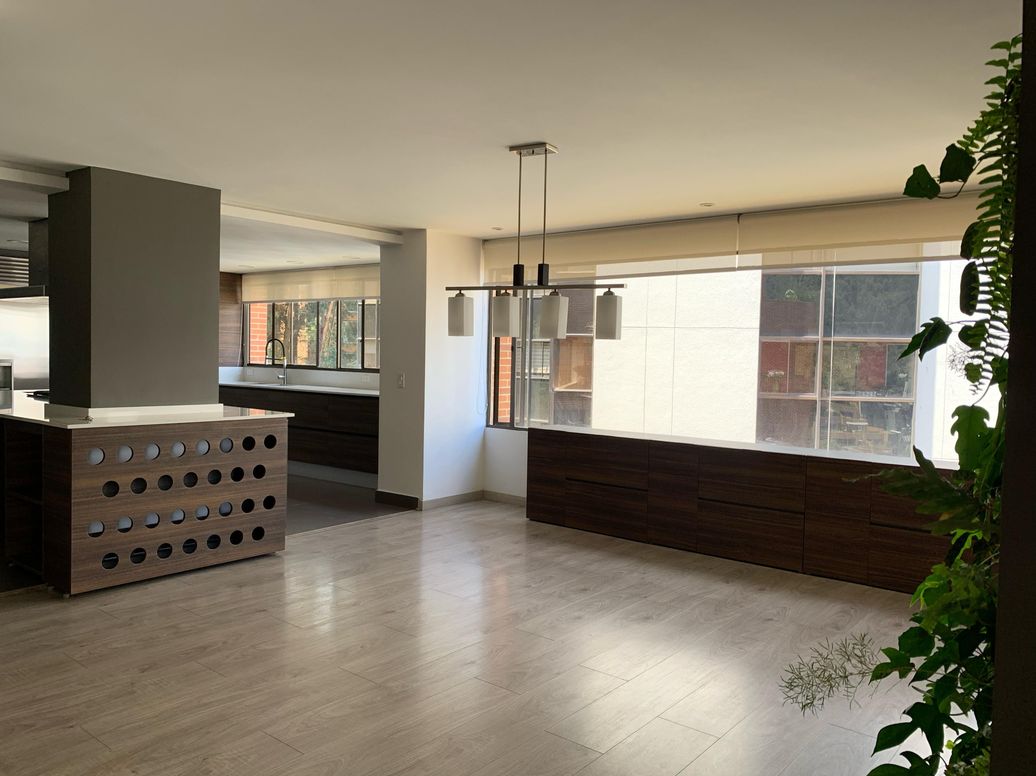 Apartamento de 3 alcobas en venta en El Refugio, Bogotá, 350 m² · foto 15 de 19