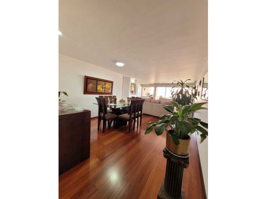 Apartamento de 3 alcobas en venta en Colina Campestre, Bogotá, 138 m² · foto 2 de 20