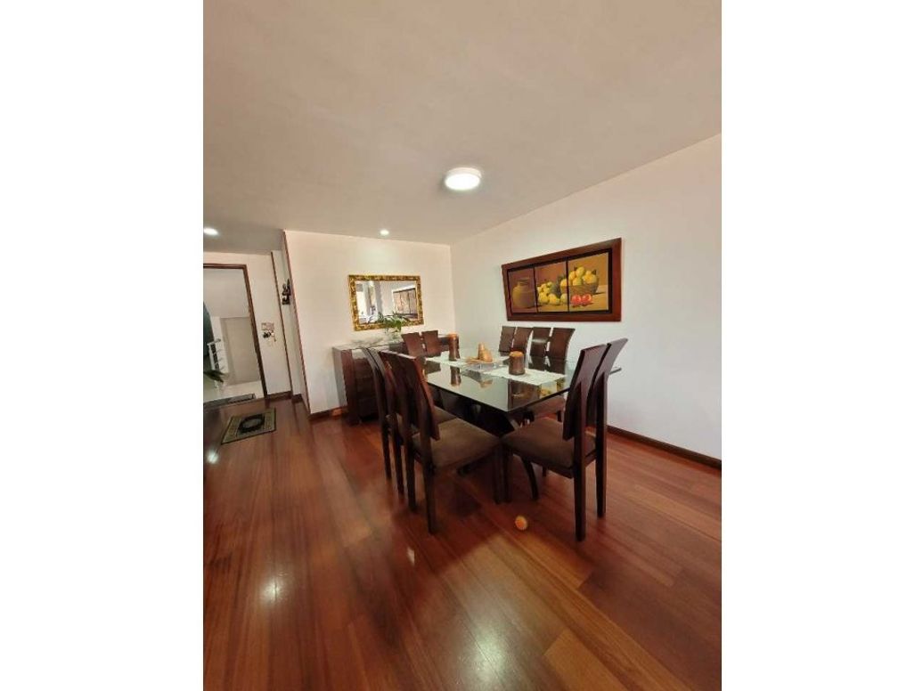 Apartamento de 3 alcobas en venta en Colina Campestre, Bogotá, 138 m² · foto 3 de 20