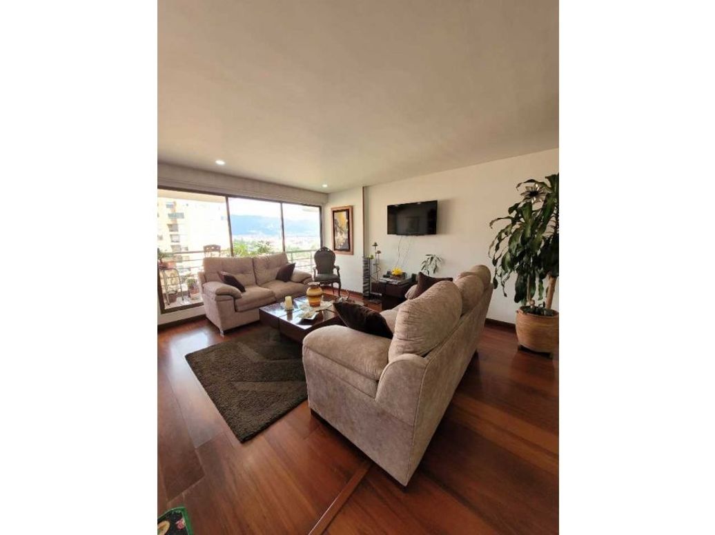 Apartamento de 3 alcobas en venta en Colina Campestre, Bogotá, 138 m² · foto 4 de 20