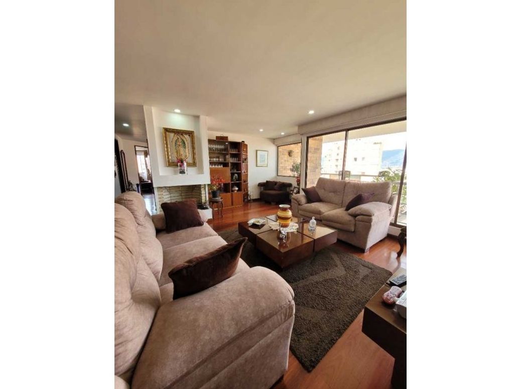 Apartamento de 3 alcobas en venta en Colina Campestre, Bogotá, 138 m² · foto 5 de 20