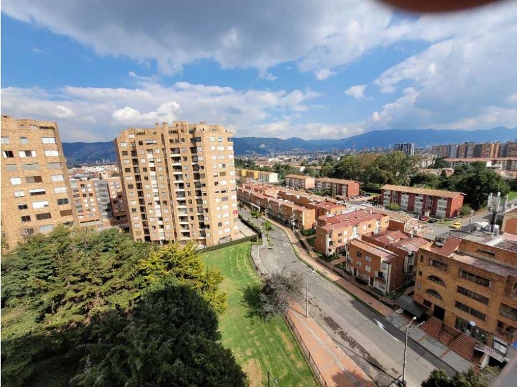 Apartamento de 3 alcobas en venta en Colina Campestre, Bogotá, 138 m² · foto 8 de 20