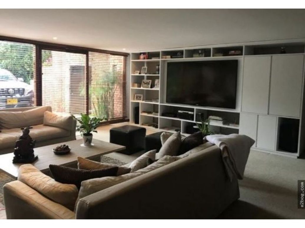 Casa de 3 alcobas en venta en Santa Ana Oriental, Bogotá, 850 m² · foto 4 de 13