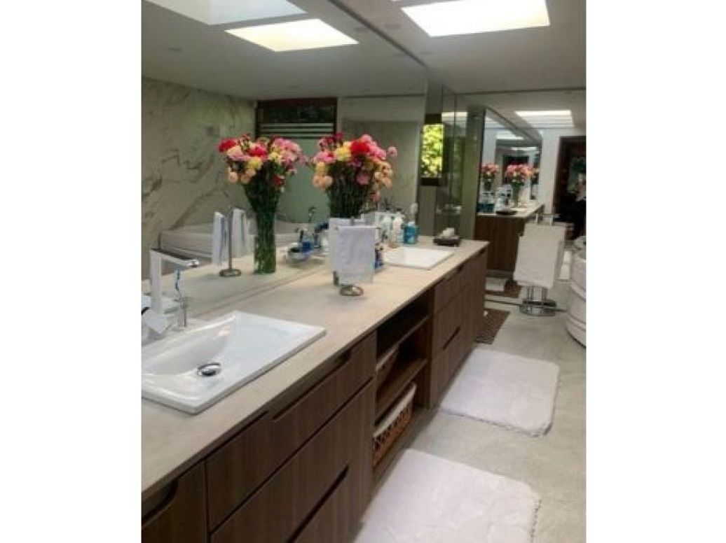 Casa de 3 alcobas en venta en Santa Ana Oriental, Bogotá, 850 m² · foto 10 de 13