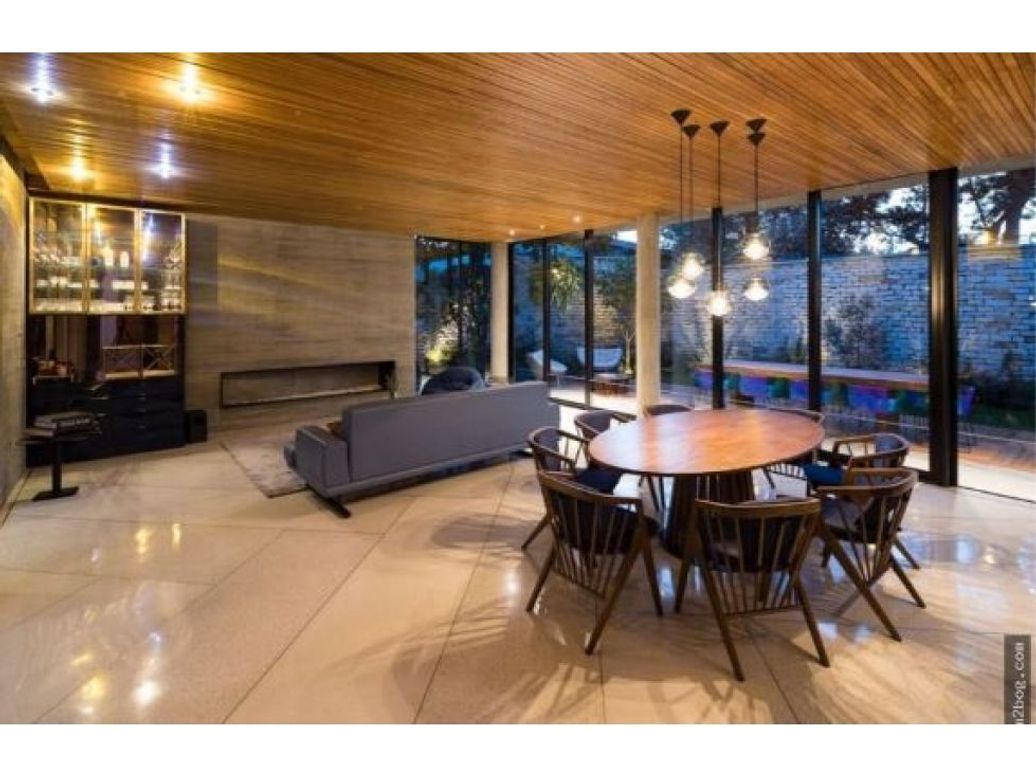 Casa de 4 alcobas en venta en Santa Barbara Alta, Bogotá, 653 m² · foto 5 de 13