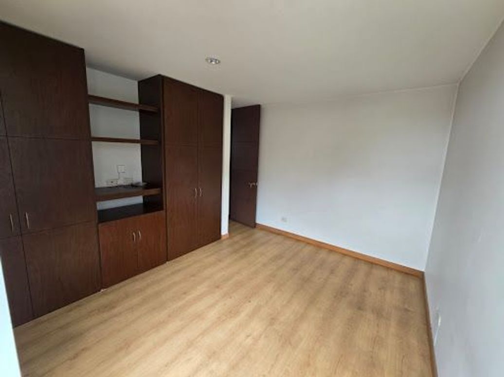 Apartamento de 2 alcobas en venta en María Cristina, Bogotá · foto 11 de 19