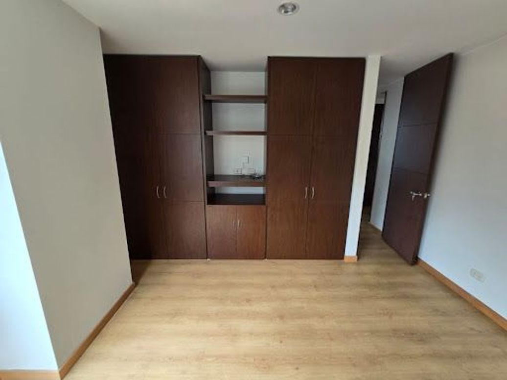 Apartamento de 2 alcobas en venta en María Cristina, Bogotá · foto 10 de 19