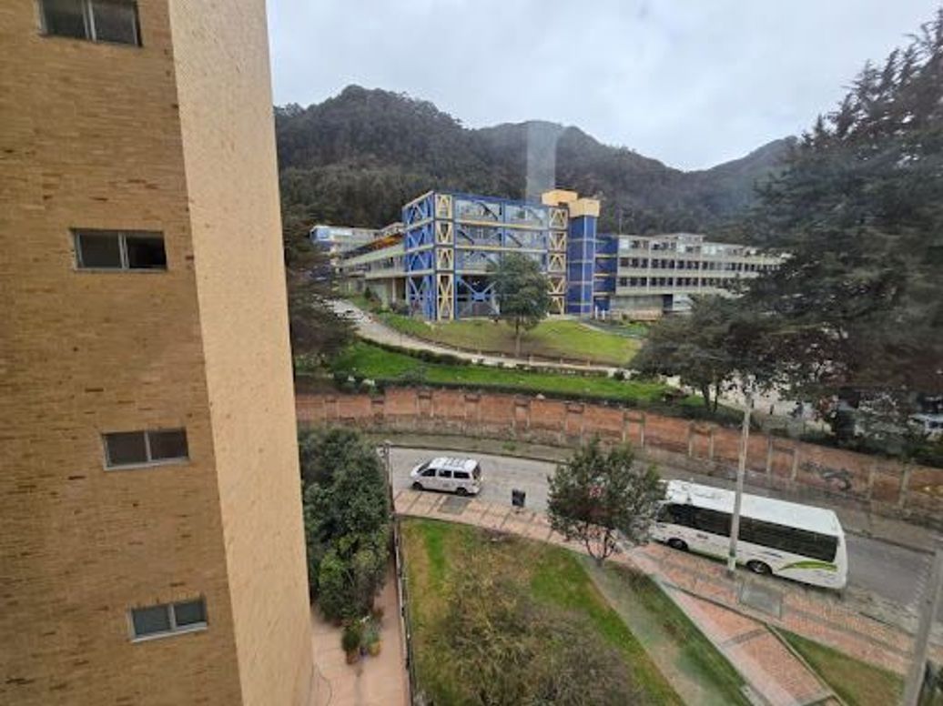Apartamento de 2 alcobas en venta en María Cristina, Bogotá · foto 13 de 19