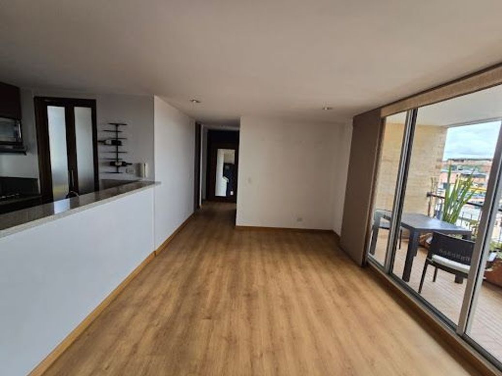 Apartamento de 2 alcobas en venta en María Cristina, Bogotá · foto 2 de 19
