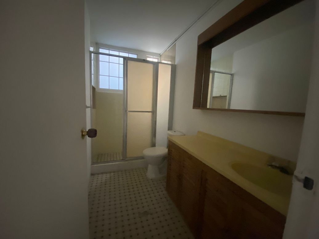 Apartamento de 2 alcobas en venta en Chapinero Noroccidental, Bogotá, 178 m² · foto 10 de 19