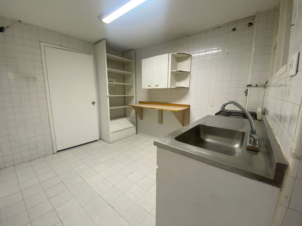 Apartamento de 2 alcobas en venta en Chapinero Noroccidental, Bogotá, 178 m² · foto 17 de 19