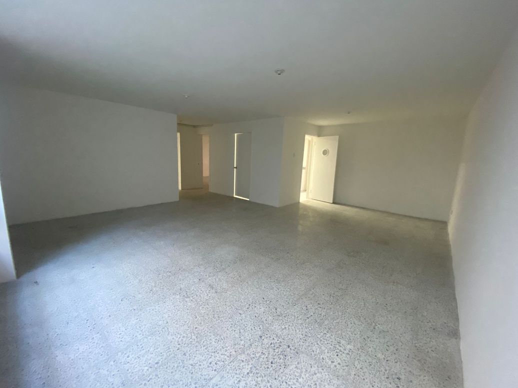 Apartamento de 2 alcobas en venta en Chapinero Noroccidental, Bogotá, 178 m² · foto 5 de 19