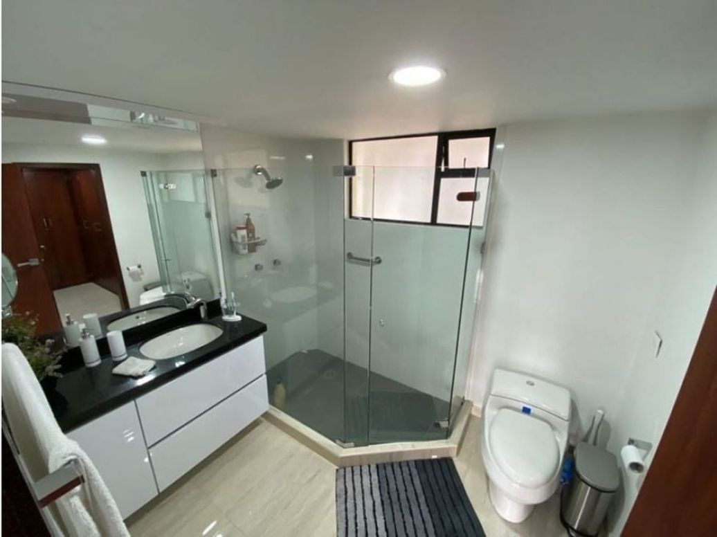 Apartamento de 4 alcobas en venta en Multicentro, Bogotá, 198 m² · foto 12 de 13