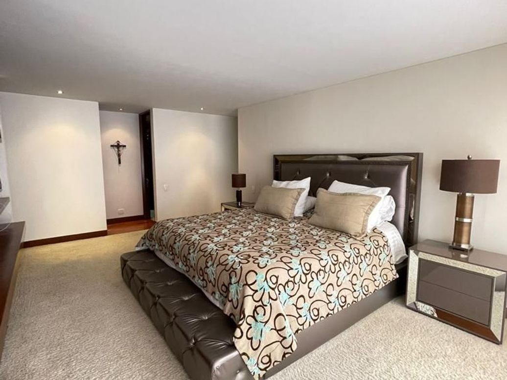 Apartamento de 4 alcobas en venta en Multicentro, Bogotá, 268 m² · foto 14 de 17