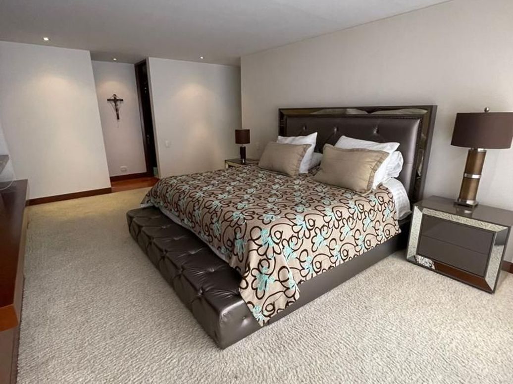 Apartamento de 4 alcobas en venta en Multicentro, Bogotá, 268 m² · foto 17 de 17