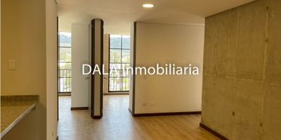 DALA Inmobiliaria vende hermoso apartamento para estrenar en conjunto cerrado ubicado en Chía - Cundinamarca, consta de: sala - comedor, cocina integral, zona de lavanderia, dos alcobas con closet, baño,un parqueadero, deposito de doble altura, zona social en desarrollo: gimnacio, terraza, BBQ, CO Working, zona de lavanderia y parqueaderos de visitantes, vigilancia 24 horas, excelente ubicacion cerca a transporte publico y vias principales. 

¡No dejes pasar esta increíble oportunidad! DALA Inmobiliaria está aquí para hacer tus sueños realidad, Cod 1640 A-A
