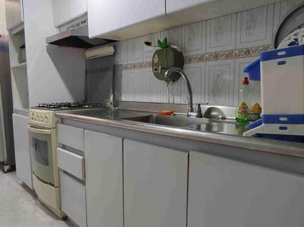 Casa de 5 alcobas en venta en Los Cerezos, Bogotá, 72 m² · foto 8 de 20
