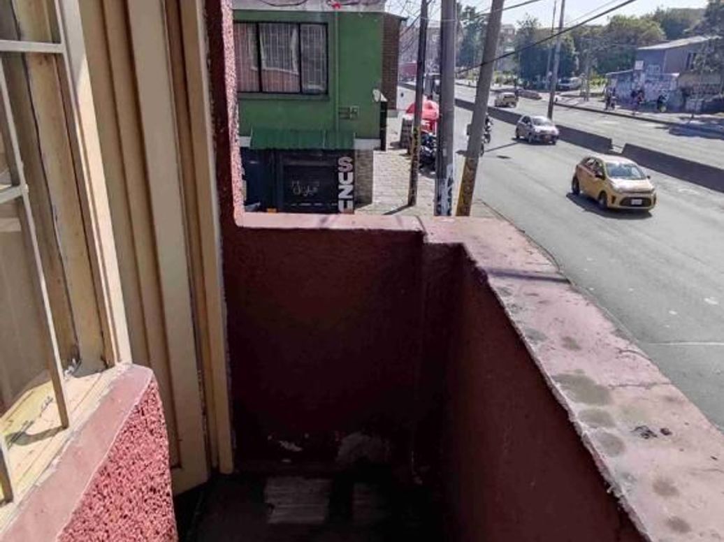 Casa de 5 alcobas en venta en Los Cerezos, Bogotá, 72 m² · foto 17 de 20