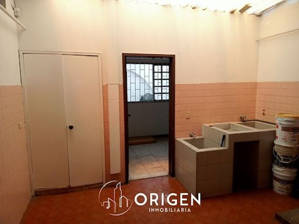 Casa de 3 alcobas en venta en Modelia, Bogotá, 250 m² · foto 9 de 20