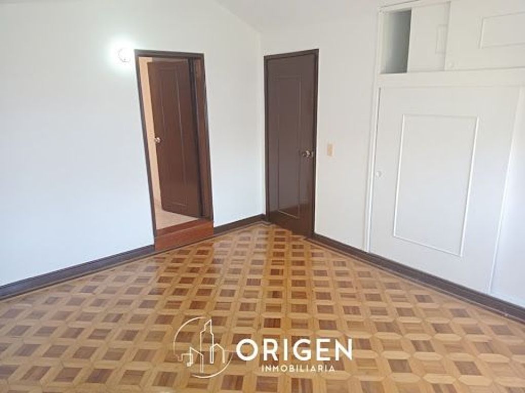 Casa de 3 alcobas en venta en Modelia, Bogotá, 250 m² · foto 18 de 20
