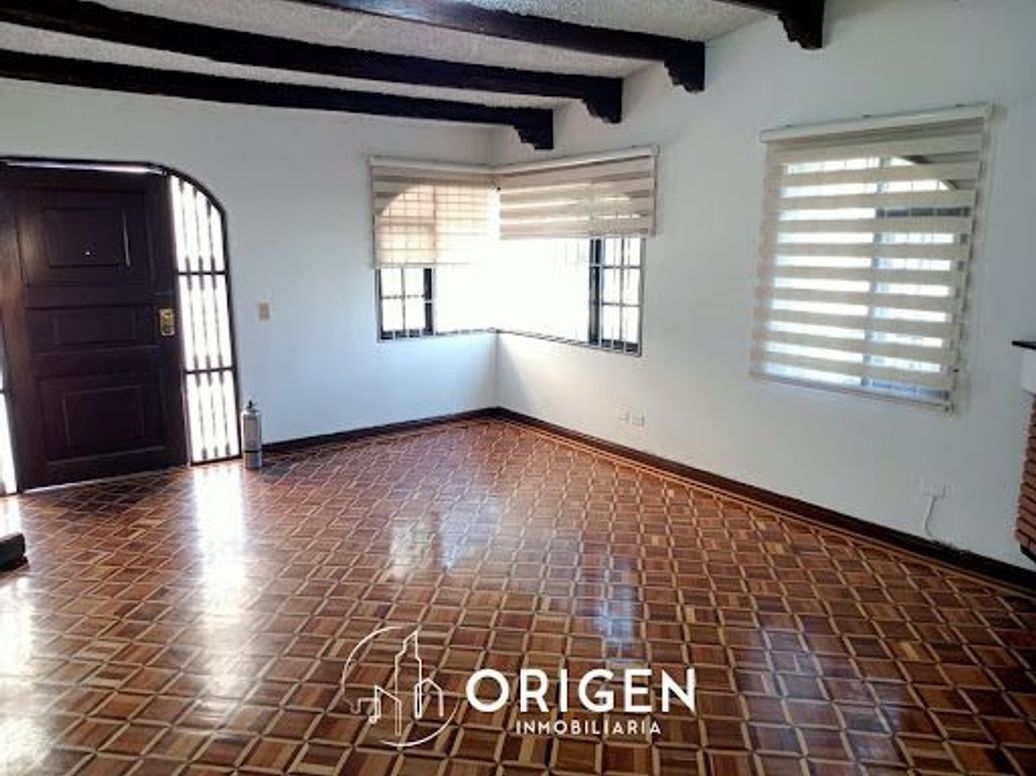 Casa de 3 alcobas en venta en Modelia, Bogotá, 250 m² · foto 6 de 20