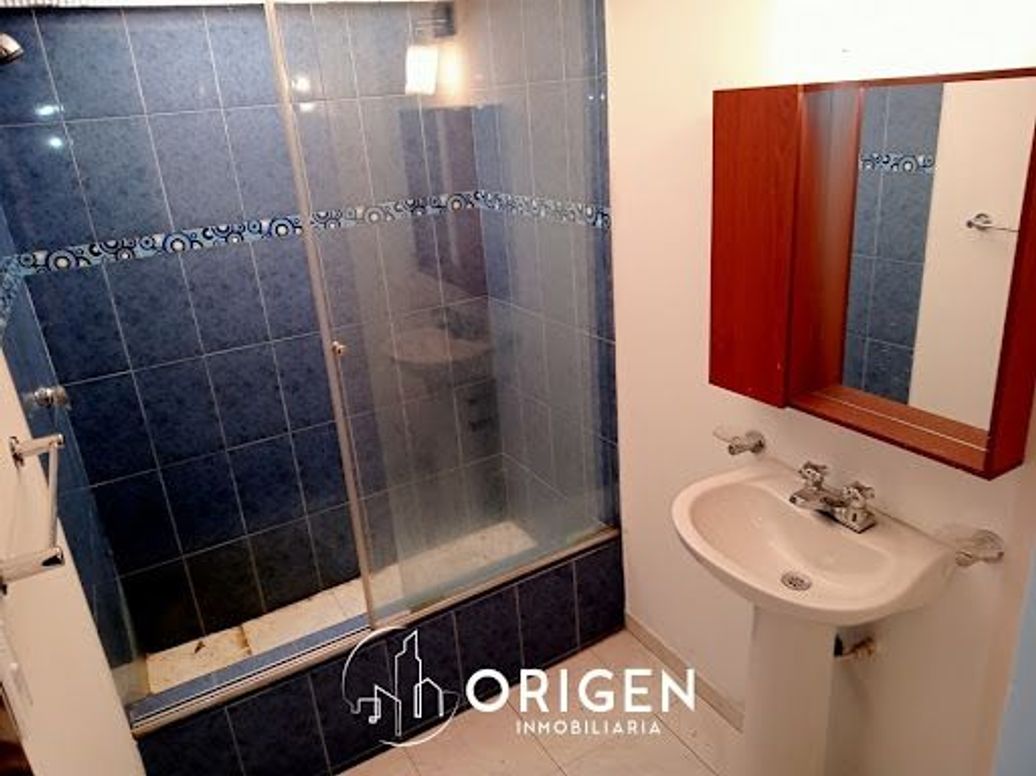 Casa de 3 alcobas en venta en Modelia, Bogotá, 250 m² · foto 16 de 20