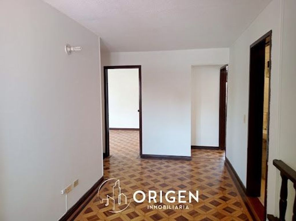 Casa de 3 alcobas en venta en Modelia, Bogotá, 250 m² · foto 14 de 20