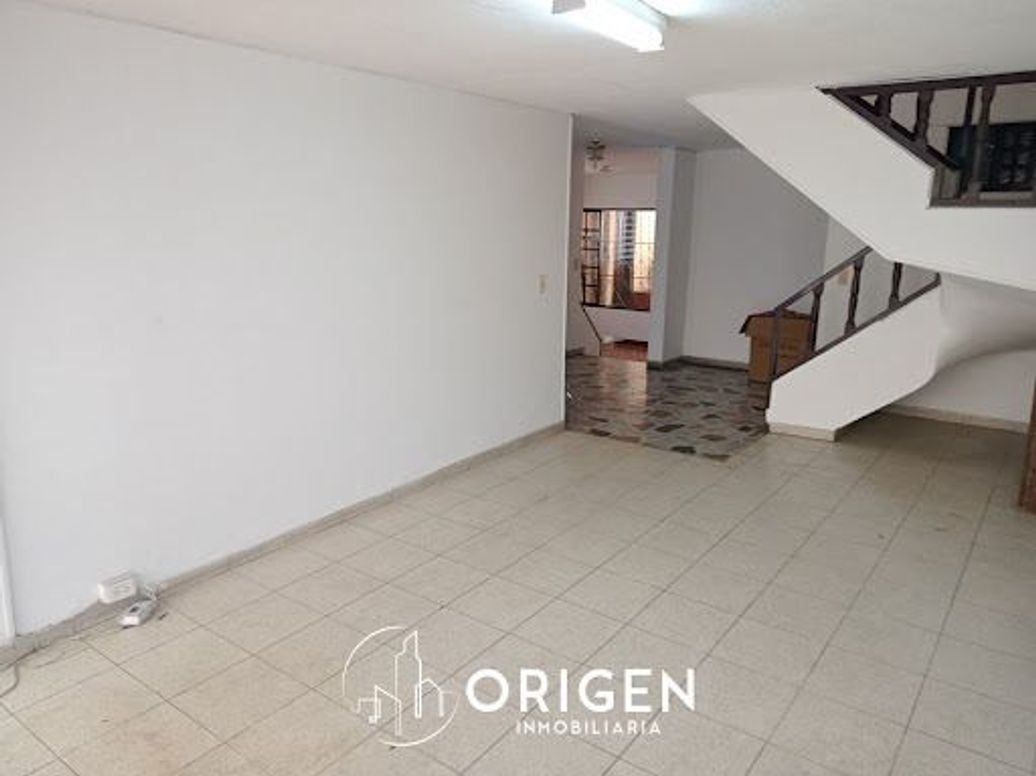 Casa de 3 alcobas en venta en Modelia, Bogotá, 250 m² · foto 4 de 20