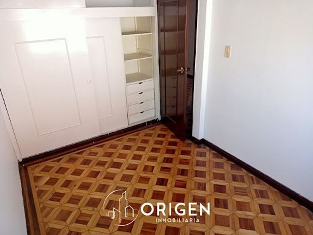 Casa de 3 alcobas en venta en Modelia, Bogotá, 250 m² · foto 15 de 20