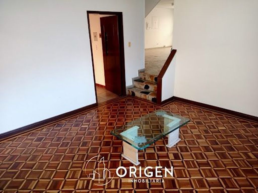 Casa de 3 alcobas en venta en Modelia, Bogotá, 250 m² · foto 7 de 20