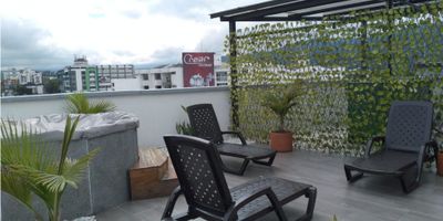 ¡No busques más! Descubre este increíble apartaestudio de 2 ambientes en una de las mejores zonas de Armenia. ?️

Ideal para estudiantes, profesionales o parejas, con todo lo que necesitas a tu alrededor: Muy cerca a la Universidad del Quindio


 
 Ubicación privilegiada: Cerca de universidades, clínicas, restaurantes y supermercados.
 
 
 Comodidades: Habitación independiente, sala, cocina y baño.
 
 
 Edificio con ascensor, terraza y zona de lavandería.
 
 
 Incluye parqueadero y administración.
 


¿Lo quieres sin amoblar? También es posible por $1&#39;400.000.

Para más información o para agendar una visita, contáctanos: 300 5050322. ¡Te esperamos!

 
