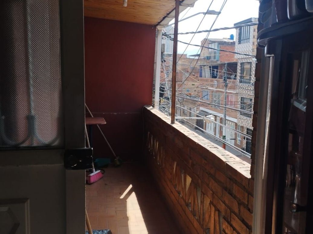 Casa de 9 alcobas en venta en Perdomo Alto, Bogotá, 350 m² · foto 10 de 15