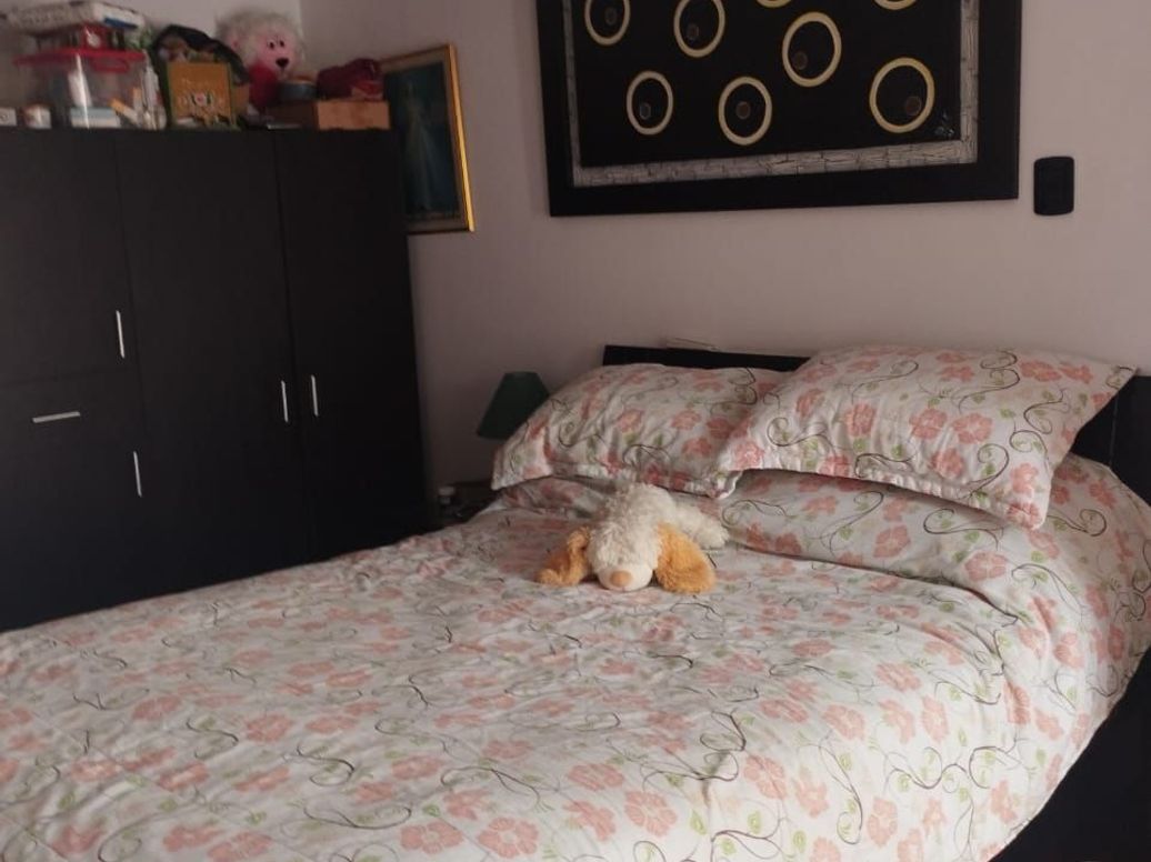 Casa de 9 alcobas en venta en Perdomo Alto, Bogotá, 350 m² · foto 7 de 15