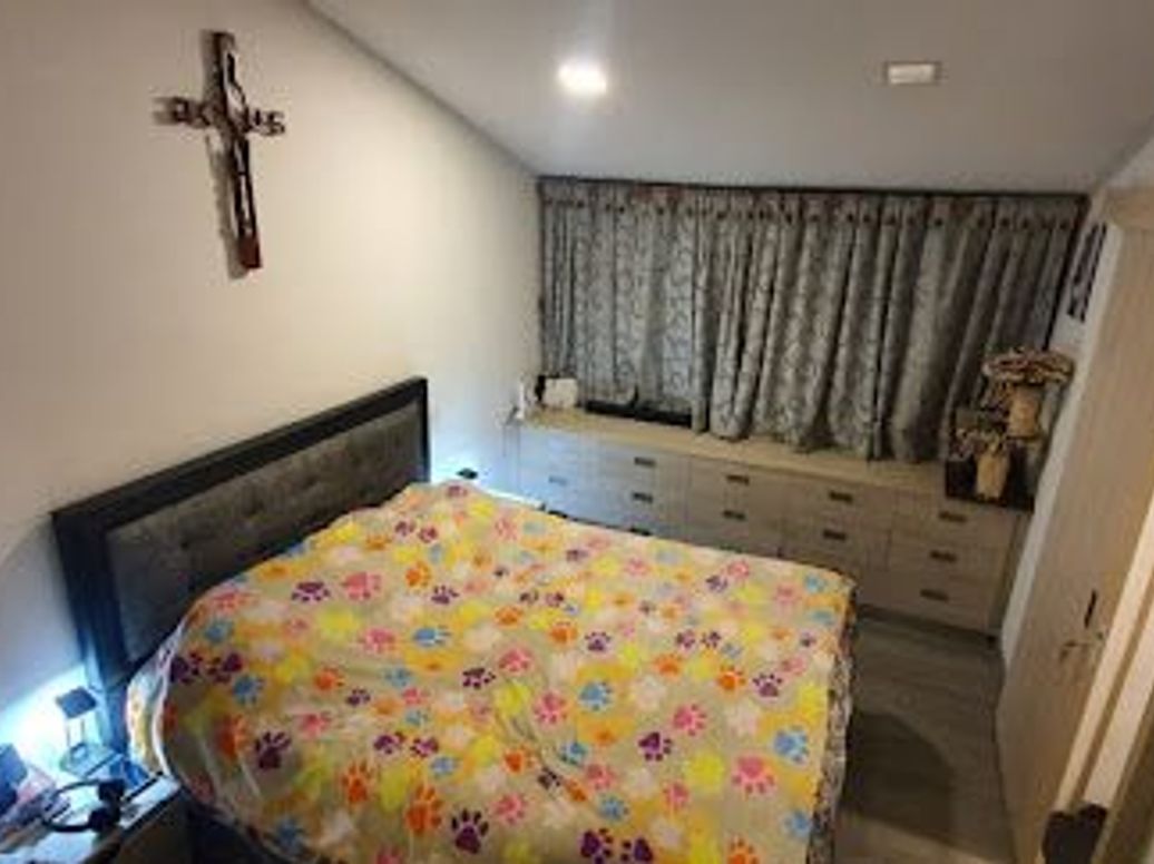 Apartamento de 4 alcobas en venta en Cedritos, Bogotá, 130 m² · foto 10 de 16