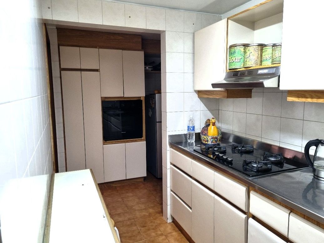 Apartamento de 3 alcobas en venta en Santa Barbara Occidental, Bogotá, 152 m² · foto 4 de 17